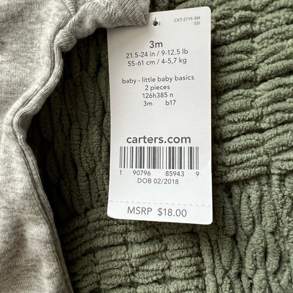 🍂4/$20🍂 NWT Carter’s Outfit - Picture 2 of 2